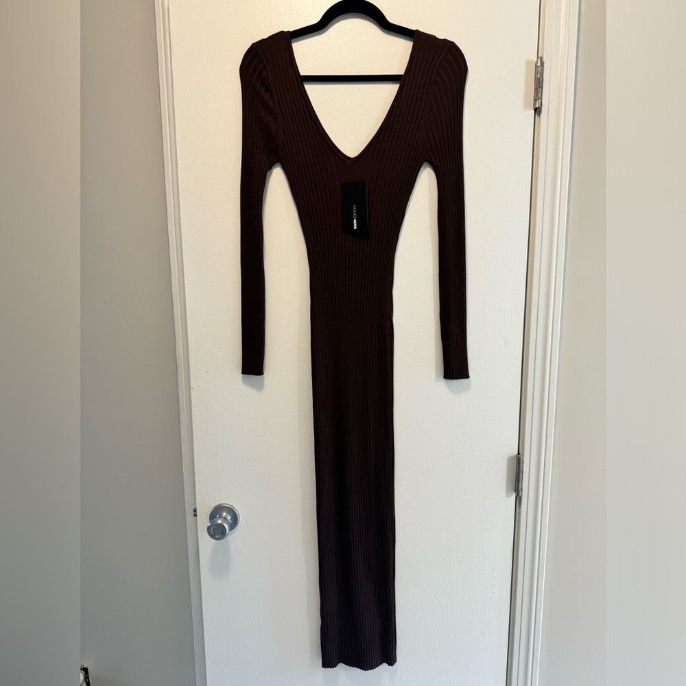 Fashion Nova dress. Women’s size L. Brown, sweater dress, never worn